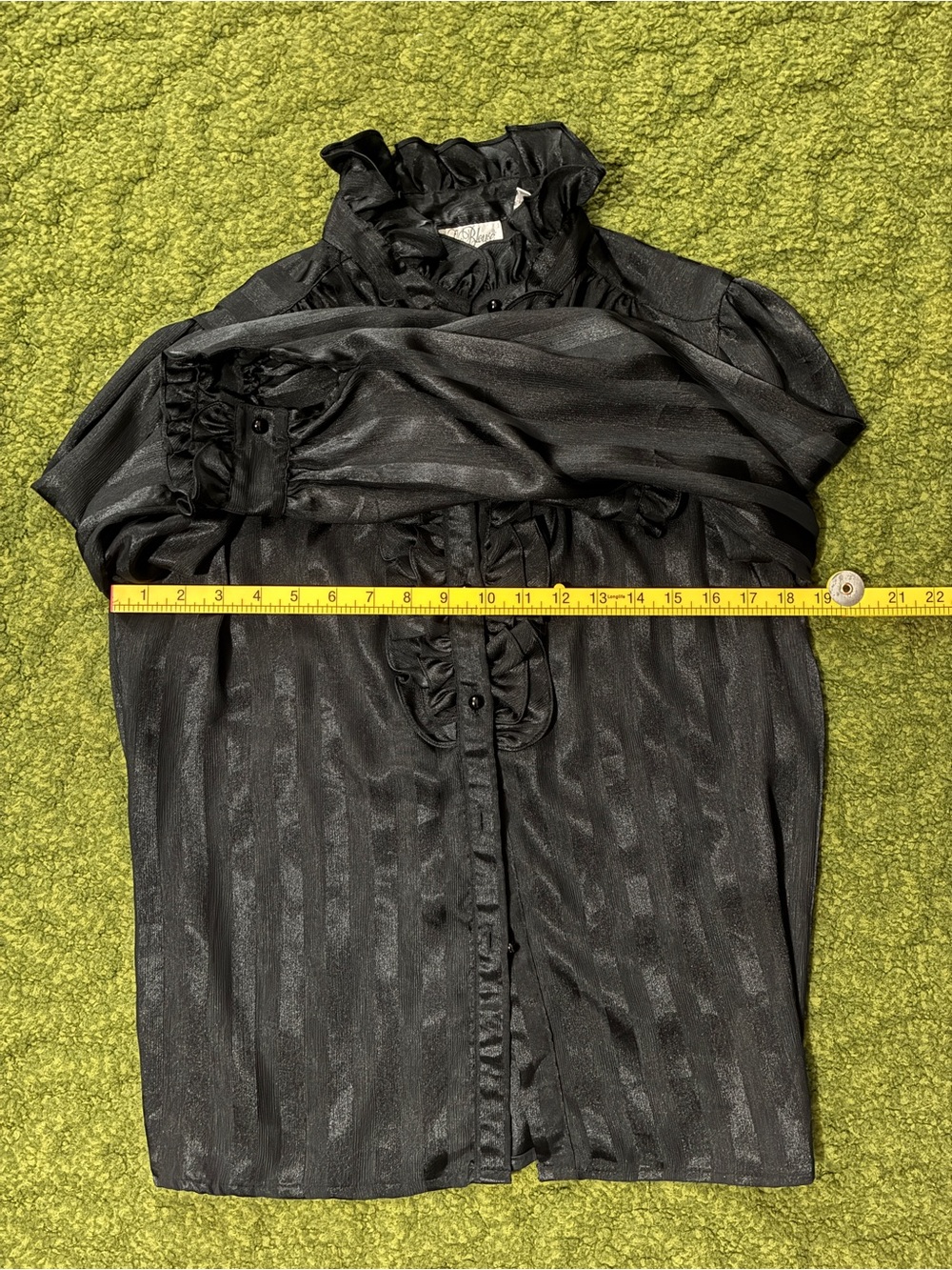 Vintage La Blouse Black Ruffled Button-Up - Picture 11 of 12
